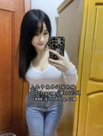 朵拉 163/E/26歲 #臺中 護理師兼職喔~ 皮膚白皙   可甜可甜的...