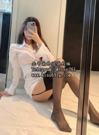 依依166/C+/27歲 國文老師 身材很贊  胸部粉嫩 黑森林濃密   ...