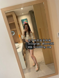 小雨 160/C/24歲 #台中 價位：買三送二 鄰家小妹妹 身材纖細...