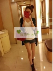 凱倫 164 B.24 地區：   臺中 價位：5000 身材火辣 亮麗的外...