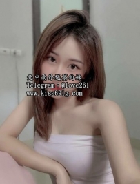 蜜兒160/D/23歲 甜美氣質正妹  外純內騷 本身就是一個性慾...