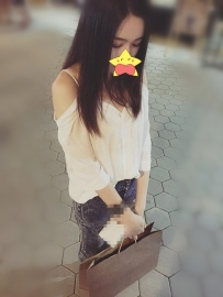 奶茶妹妹 162cm/43kg/E杯 不抽煙 無刺青 加節第二節半價 幼齒...