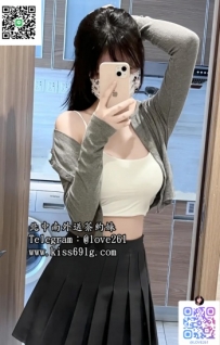 盈盈 160/D/20歲 #臺中 嬌小可愛 很清純 敢玩 服務很好   微笑服務  絕不冷場 配合高