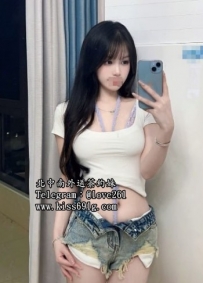 香玲 163/C/23歲 #臺中 外表清純氣質溫柔  內心很火熱 敏感...