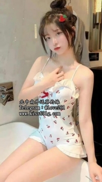 芊芊 160/B/20歲 #高雄 喜歡嫩妹的絕對不要錯過 床上乖巧聽...