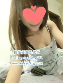小琪 163/C/23歲 臉蛋精緻可愛 外型佳 身材玲瓏有致 曲線佳 ...