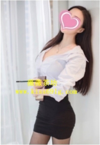 葉婷  166/E/27歲     淫蕩騷秘書  很風騷   喜歡用電眼勾引你...