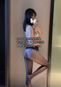 伊伊163/C/24歲   性感風騷紅牌  淫蕩小母狗 很會舔 妹子的...