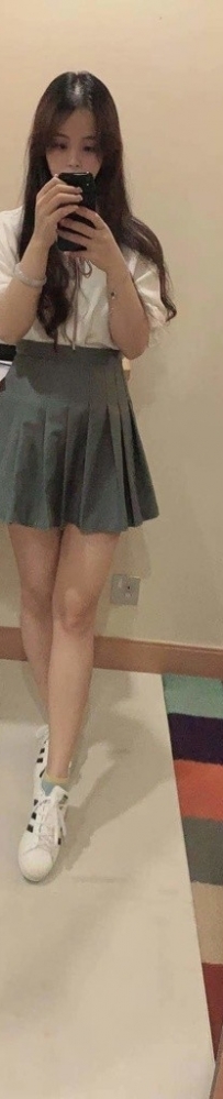 錢錢 159cmC奶19歲45kg 無男友系學生妹 清純外貿 很溫柔 聲音...