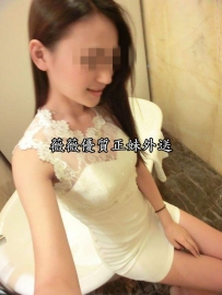 沙拉 162cm  Dcup 26歲 46kg 客人評價： 哇!粉紅又嫩的乳暈. 輕...