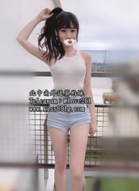 秋天160/C/21歲 甜美型學生妹 小只可愛 很少做愛 mm濕 很緊  ...