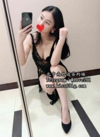 溫溫 158/C/28歲 #高雄 溫婉氣質 臉蛋漂亮  超級騷 你輕輕一...