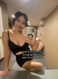周婷 166/D/25歲 #臺中 前凸後翹 口交很會吸  白皙的皮膚 熱情主動 給你的第一感覺就