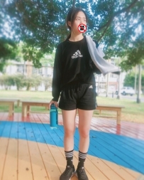 小可愛拉拉 身材密碼：155cmB奶40kg19歲 即將畢業高中生 熱...