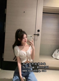 蕾蕾 163/C/22歲 #雙北 皮膚白嫩 前凸後翹 很有女友fu 前戲多...