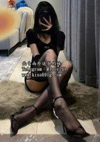 小凡165/C/25歲  #騷浪賤的性感秘書 美胸翹臀  身材好到爆！...