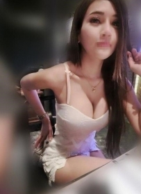 夜店正妹 茵茵： 162 D+ 47 23歲 身材完美 五官精緻有混血兒...
