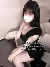 豆豆 158/D/26歲 #高雄 嬌小護士妹 熱愛健身  保養的極好 享受刺激感 會很主動的扒光