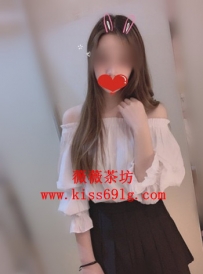 多多165/46/Dcup 22歲    清純可愛的臉蛋 兩眼迷人 皮膚白皙嫩...