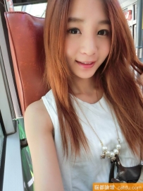 金門最正的D乳學生妹」曉柔　美胸美腿成宅男女神