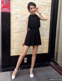 網友求神竟意外神到天菜！學生麻豆高涵函白皙誘人微露...