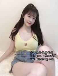 可樂 162/D/23歲 #高雄 長相清純甜美  很有初戀女友fu  服務範圍很廣泛  沒有太多限制