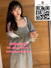 璃璃｜162/C/24 歲｜ 地區：台北 新北 龜山 小臉大眼、穿搭有型 腰線明顯、比例好 條