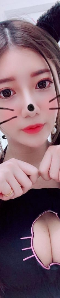 深V小模樂樂渾圓碗公奶蕾絲花貼遮點騷氣大漏
