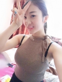 思思162cm/E杯/24歲 大眼睛 外表高冷但是內心十分熱情 只要...