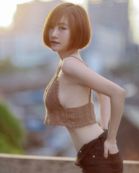 戴牙套依舊正翻！最美牙套妹「重量級豪乳」超犯規