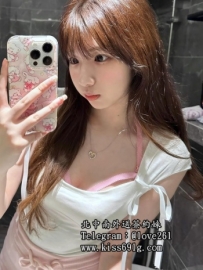 意菲 163/D/22歲 #臺中 飢渴淫蕩小貓咪  專精吃雞女上位 核心有力超級耐玩  雖然有點